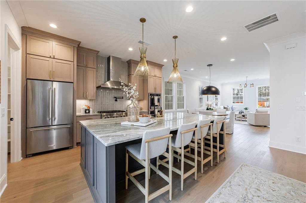 3 bedroom, 5 bathroom, 3,577 sq ft single family residence for sale at 245 Mayfair Court, Alpharetta, GA 30009 — photo 3
