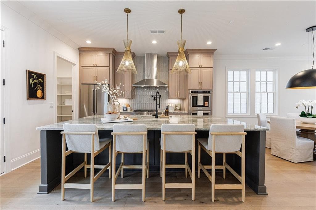 3 bedroom, 5 bathroom, 3,577 sq ft single family residence for sale at 245 Mayfair Court, Alpharetta, GA 30009 — photo 5