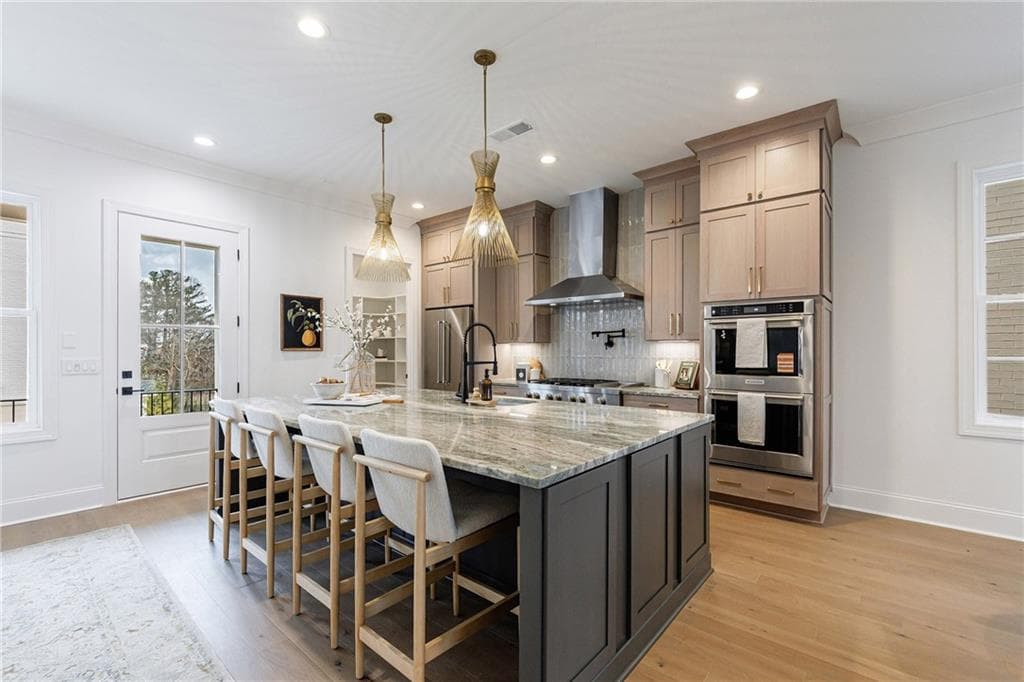3 bedroom, 5 bathroom, 3,577 sq ft single family residence for sale at 245 Mayfair Court, Alpharetta, GA 30009 — photo 6