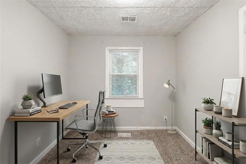 3 bedroom, 1 bathroom, 1,120 sq ft single family residence for sale at 1800 Oakmont Drive, Atlanta, GA 30314 — photo 4