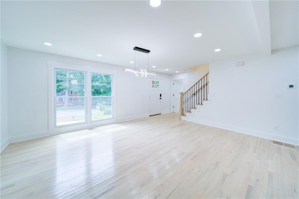 4 bedroom, 4 bathroom, 2,596 sq ft single family residence for sale at 4307 Cedar Wood Drive, Lilburn, GA 30047 — photo 4