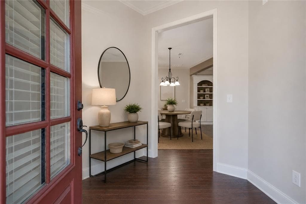 3 bedroom, 3 bathroom, 2,142 sq ft condominium for sale at 2785 Middlecreek Way, Cumming, GA 30041 — photo 2