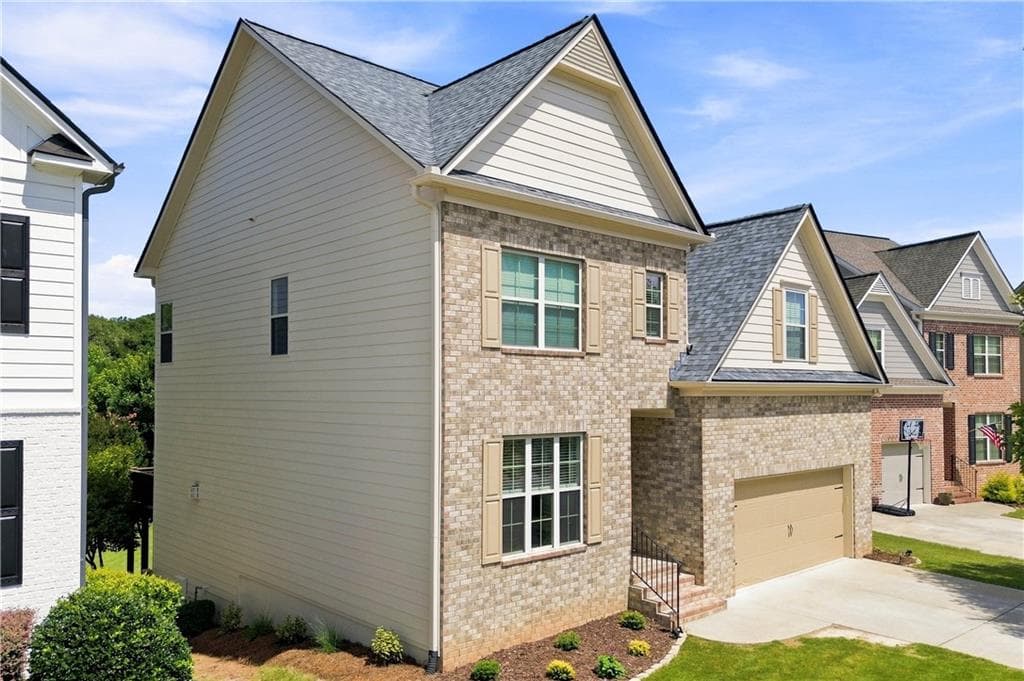 4 bedroom, 5 bathroom, 3,584 sq ft single family residence for sale at 232 South Village Square, Canton, GA 30115 — photo 8