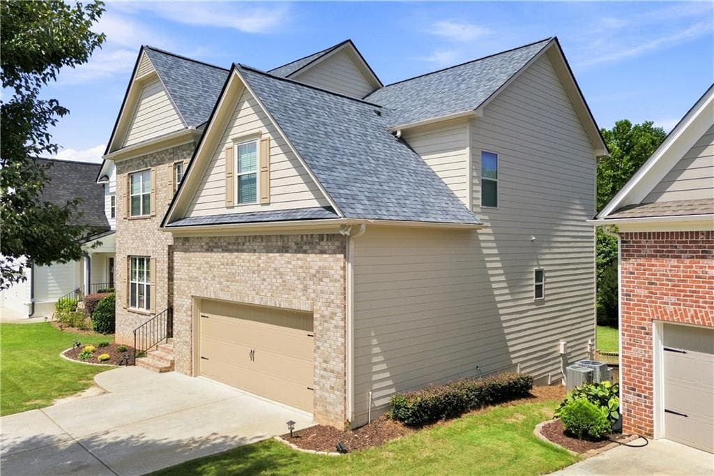 4 bedroom, 5 bathroom, 3,584 sq ft single family residence for sale at 232 South Village Square, Canton, GA 30115 — photo 10