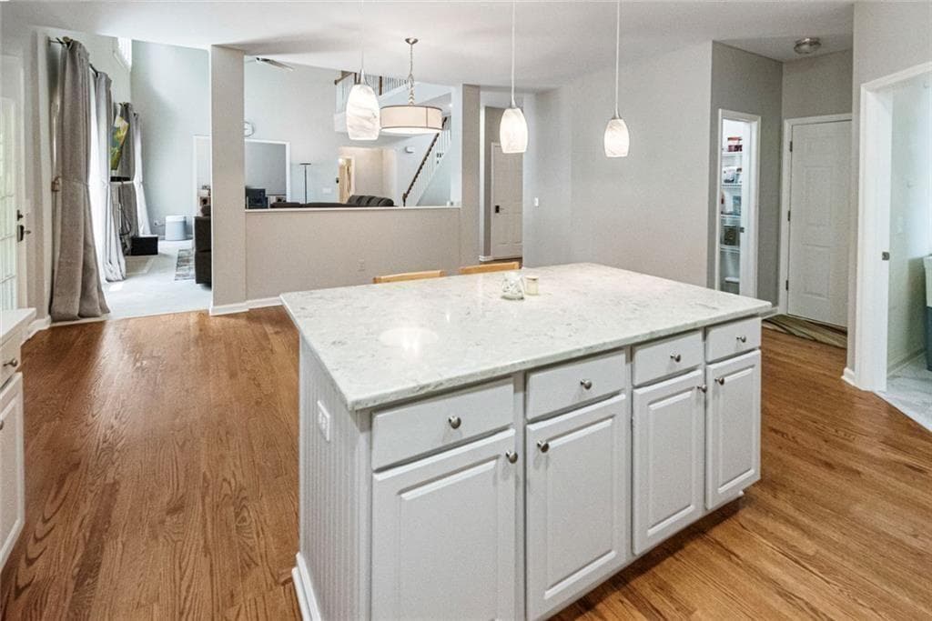 4 bedroom, 3 bathroom, 3,418 sq ft single family residence for sale at 780 River Cliff Court, Suwanee, GA 30024 — photo 8