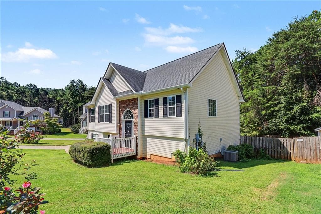 4 bedroom, 3 bathroom, 1,249 sq ft single family residence for sale at 20 Hopkins Breeze, Adairsville, GA 30103 — photo 3
