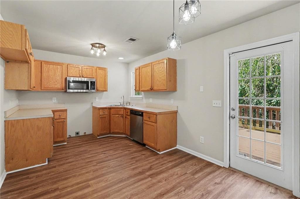 4 bedroom, 3 bathroom, 1,249 sq ft single family residence for sale at 20 Hopkins Breeze, Adairsville, GA 30103 — photo 8