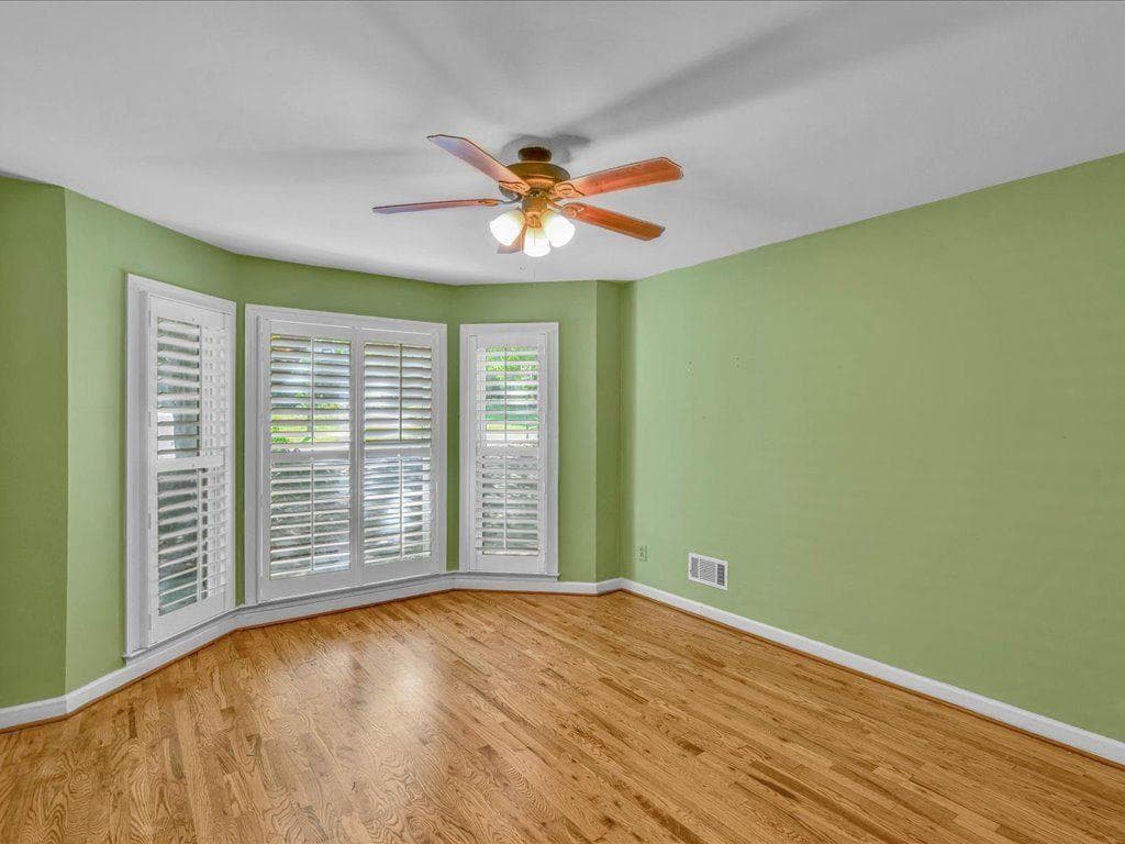 4 bedroom, 3 bathroom, 3,939 sq ft single family residence for sale at 27 Planters Drive, Lilburn, GA 30047 — photo 6