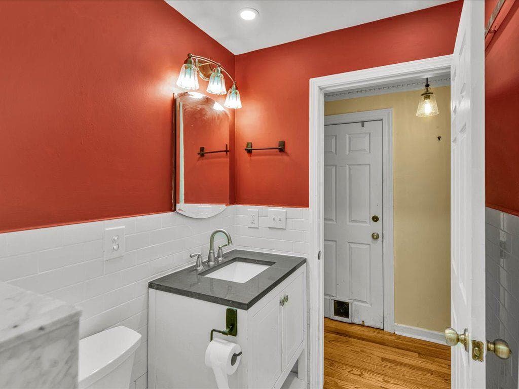 4 bedroom, 3 bathroom, 3,939 sq ft single family residence for sale at 27 Planters Drive, Lilburn, GA 30047 — photo 10