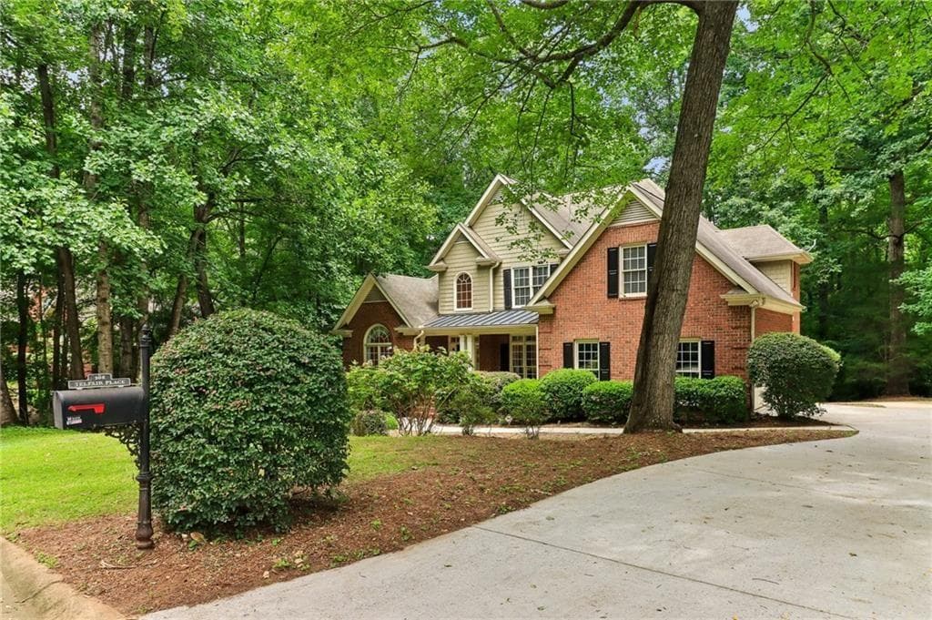 4 bedroom, 5 bathroom, 4,513 sq ft single family residence for sale at 106 Telfair Place, Athens, GA 30606 — photo 5