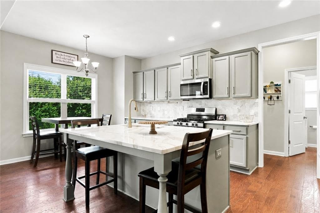 4 bedroom, 5 bathroom, 3,584 sq ft single family residence for sale at 232 South Village Square, Canton, GA 30115 — photo 2