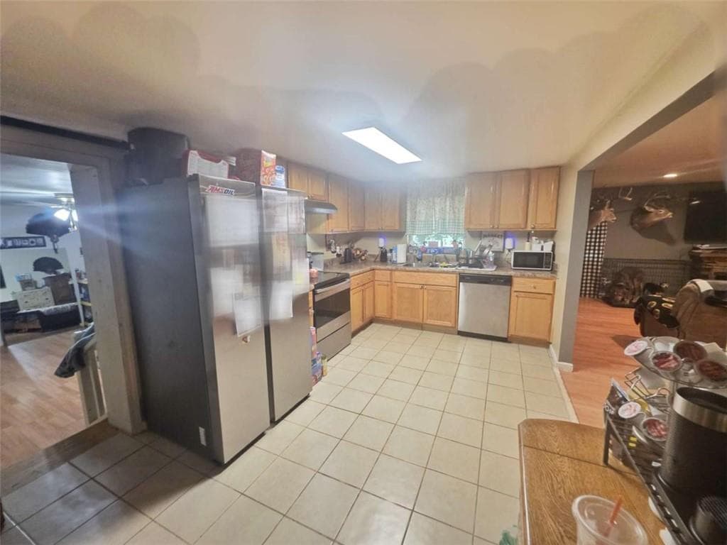 3 bedroom, 1 bathroom, 1,424 sq ft single family residence for sale at 92 Seab Green Road, Cedartown, GA 30125 — photo 6