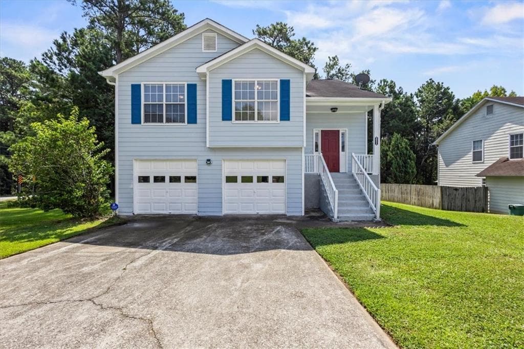 4 bedroom, 3 bathroom, 1,673 sq ft single family residence under contract at 5604 Rockingwood Lane, Atlanta, GA 30349