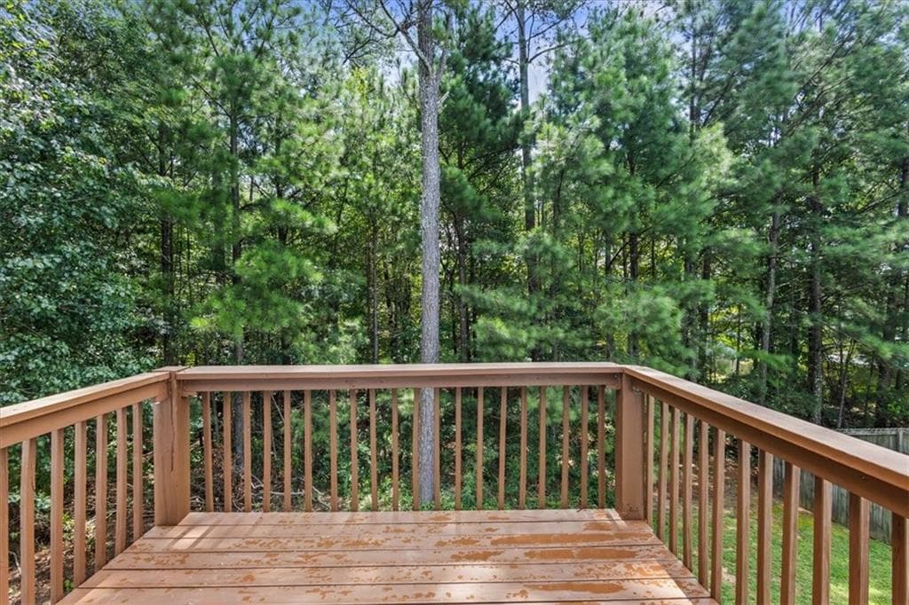 4 bedroom, 3 bathroom, 1,673 sq ft single family residence under contract at 5604 Rockingwood Lane, Atlanta, GA 30349 — photo 9