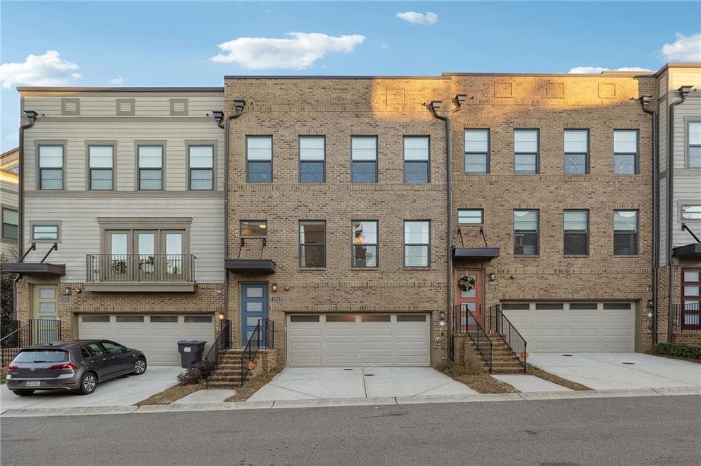 4 bedroom, 5 bathroom, 3,133 sq ft townhouse for sale at 1029 Brandsford Street, Atlanta, GA 30318