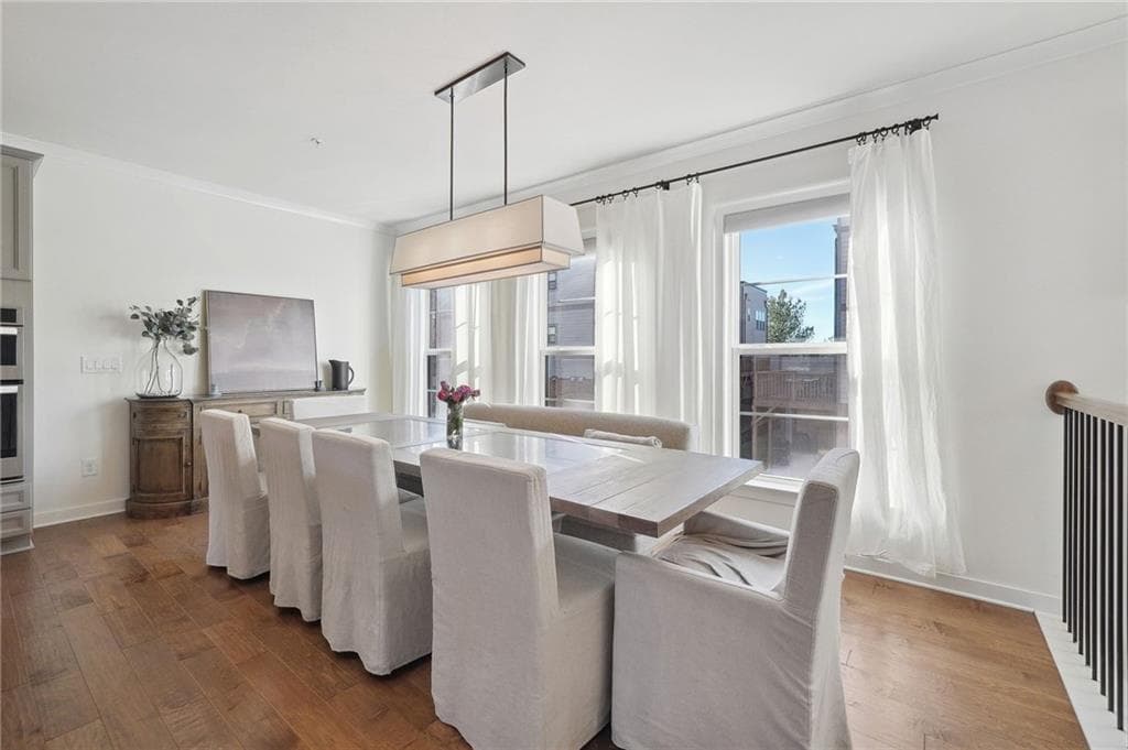 4 bedroom, 5 bathroom, 3,133 sq ft townhouse for sale at 1029 Brandsford Street, Atlanta, GA 30318 — photo 3