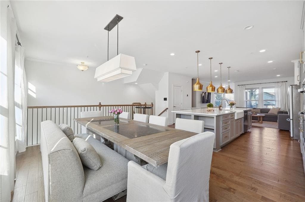 4 bedroom, 5 bathroom, 3,133 sq ft townhouse for sale at 1029 Brandsford Street, Atlanta, GA 30318 — photo 4