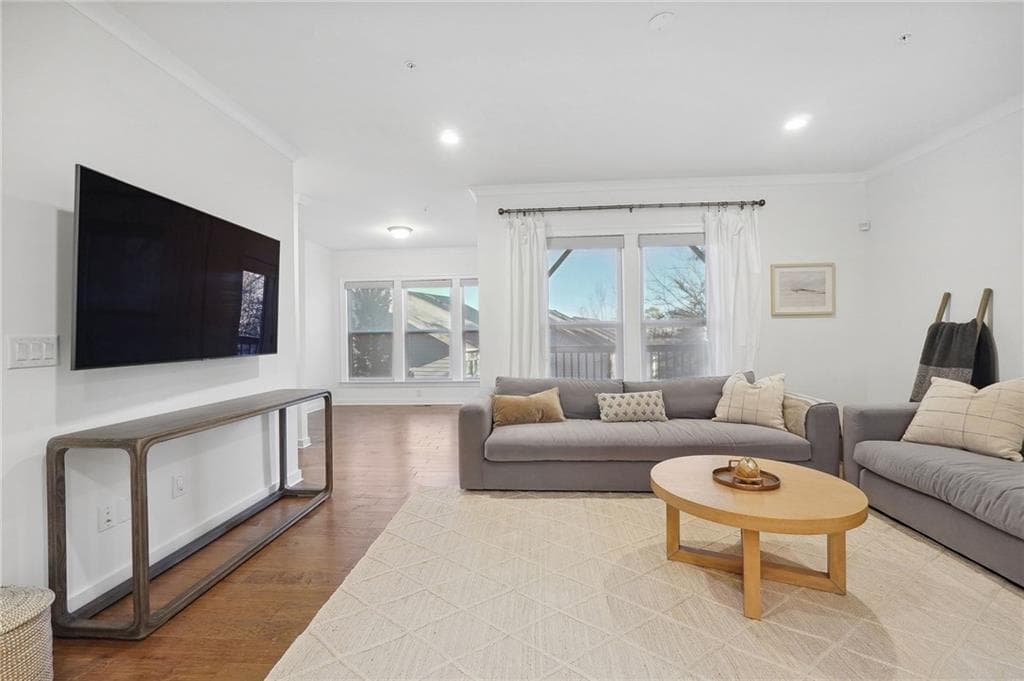 4 bedroom, 5 bathroom, 3,133 sq ft townhouse for sale at 1029 Brandsford Street, Atlanta, GA 30318 — photo 10