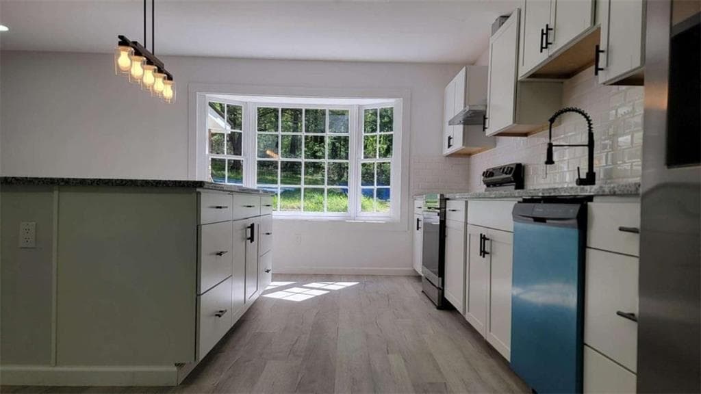 4 bedroom, 3 bathroom, 2,733 sq ft single family residence for sale at 5686 Woodland Drive, Acworth, GA 30102 — photo 9