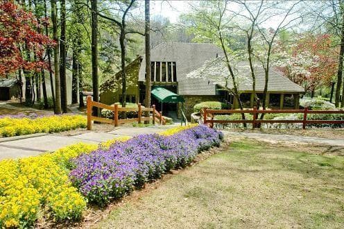 5 bedroom, 2 bathroom, 1,932 sq ft single family residence for sale at 4941 Isle Royal Court, Stone Mountain, GA 30088 — photo 10
