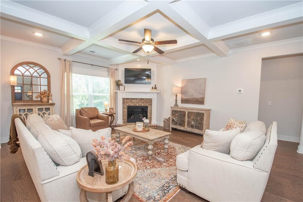 4 bedroom, 4 bathroom, 3,520 sq ft single family residence for sale at 69 Ellabelle Court, Senoia, GA 30276 — photo 8