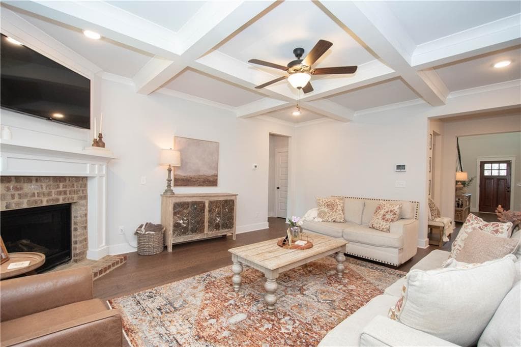 4 bedroom, 4 bathroom, 3,520 sq ft single family residence for sale at 69 Ellabelle Court, Senoia, GA 30276 — photo 9