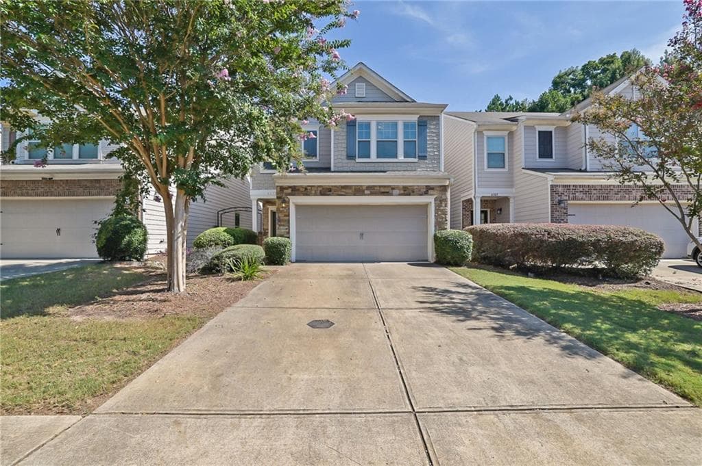3 bedroom, 3 bathroom, 1,866 sq ft single family residence under contract at 6155 Crested Moss Drive, Alpharetta, GA 30004