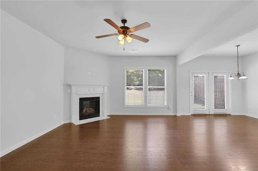 3 bedroom, 3 bathroom, 1,866 sq ft single family residence under contract at 6155 Crested Moss Drive, Alpharetta, GA 30004 — photo 6