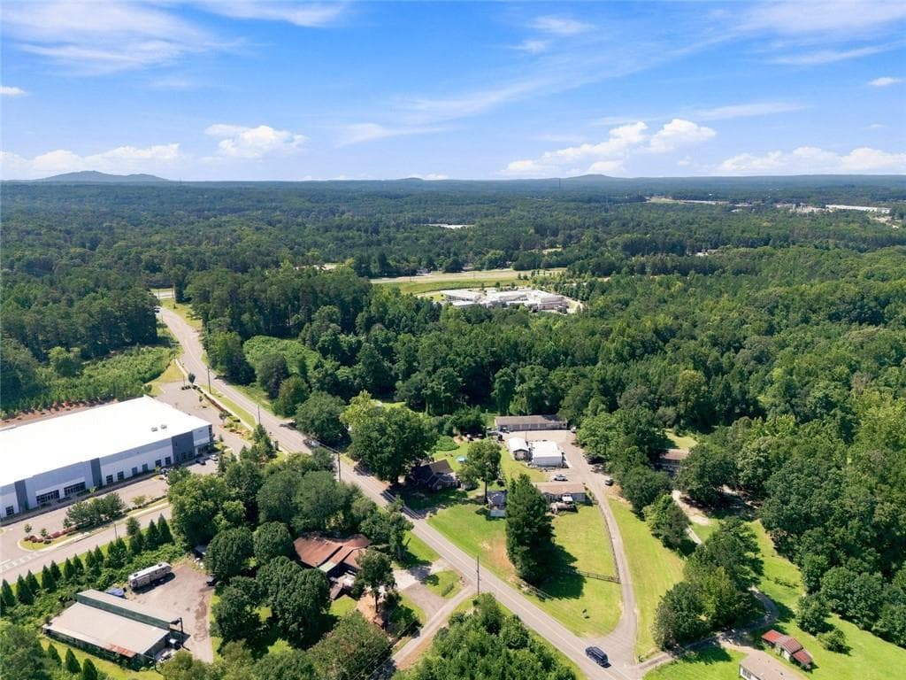 2 bedroom, 2 bathroom, 1,922 sq ft single family residence for sale at 6005 Old Alabama Road, Acworth, GA 30102 — photo 8
