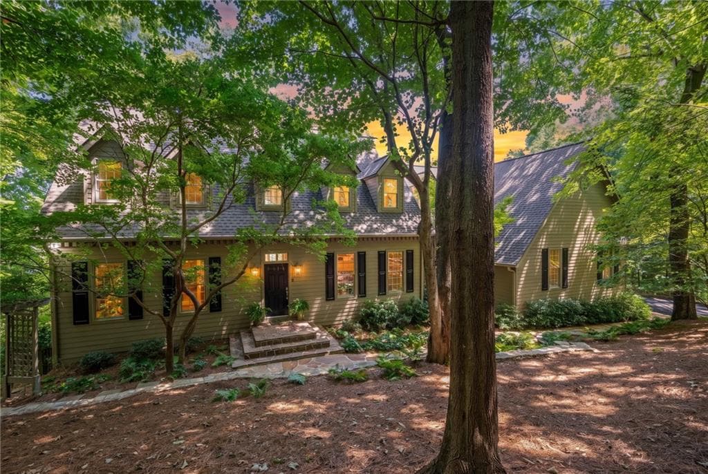 5 bedroom, 6 bathroom, 5,191 sq ft single family residence for sale at 1104 Ridgeview Drive, Big Canoe, GA 30143 — photo 2