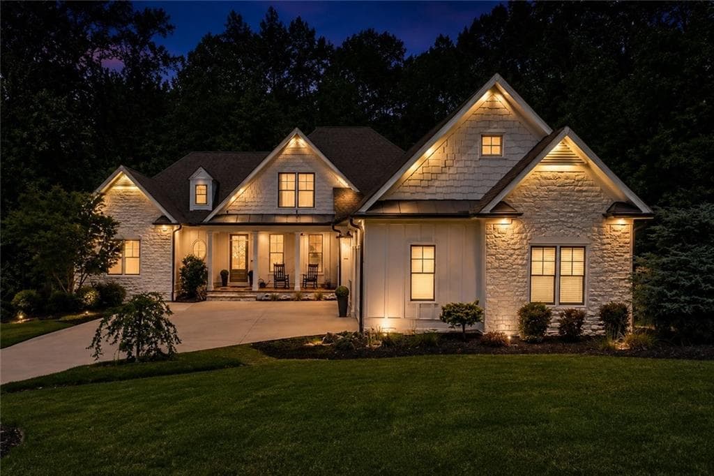 5 bedroom, 6 bathroom, 4,384 sq ft single family residence for sale at 214 Heritage Town Parkway, Canton, GA 30115 — photo 2
