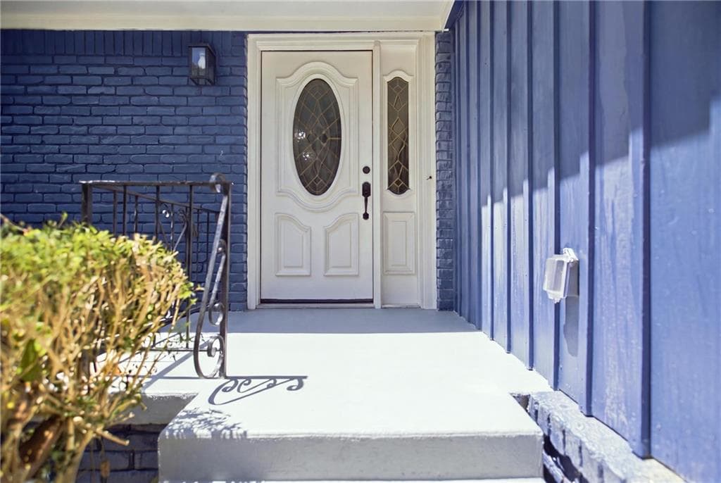 3 bedroom, 2 bathroom, 1,453 sq ft single family residence under contract at 2765 Rollingwood Lane, Atlanta, GA 30316 — photo 3