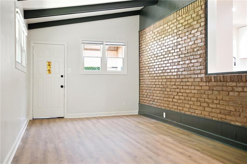 3 bedroom, 2 bathroom, 1,453 sq ft single family residence under contract at 2765 Rollingwood Lane, Atlanta, GA 30316 — photo 5