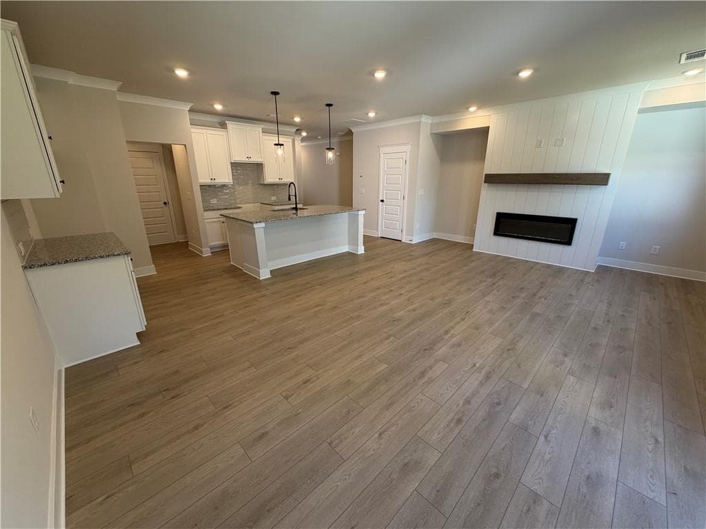 3 bedroom, 3 bathroom, 1,853 sq ft townhouse for sale at 4190 Millstone Park Lane, Gainesville, GA 30504 — photo 10