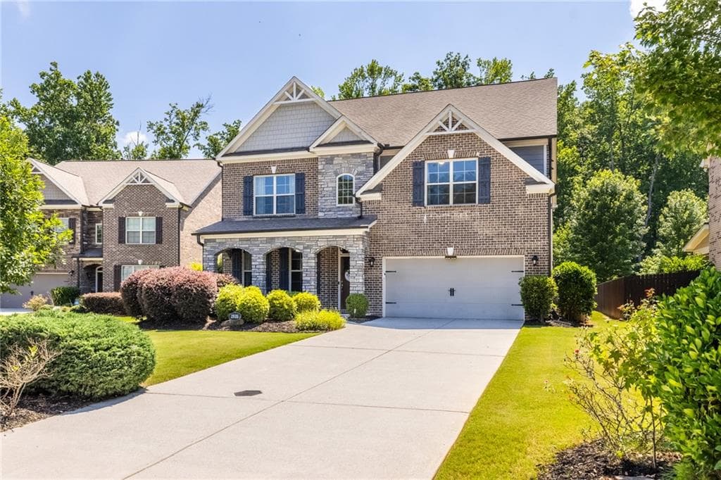 4 bedroom, 4 bathroom, 3,610 sq ft single family residence for sale at 1935 Button Fern Lane, Cumming, GA 30041 — photo 2