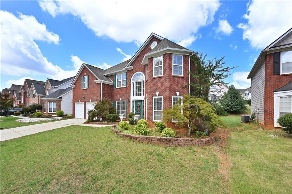 4 bedroom, 3 bathroom, 3,034 sq ft single family residence for sale at 2745 Turning Leaf Drive, Lawrenceville, GA 30044 — photo 4
