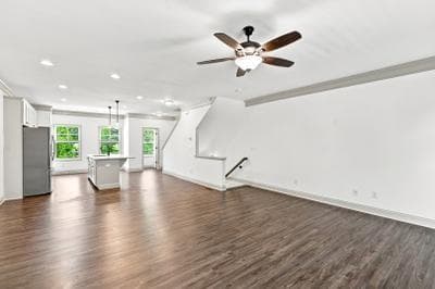 3 bedroom, 4 bathroom, 2,000 sq ft townhouse for sale at 421 Stovall Place, Woodstock, GA 30188 — photo 9
