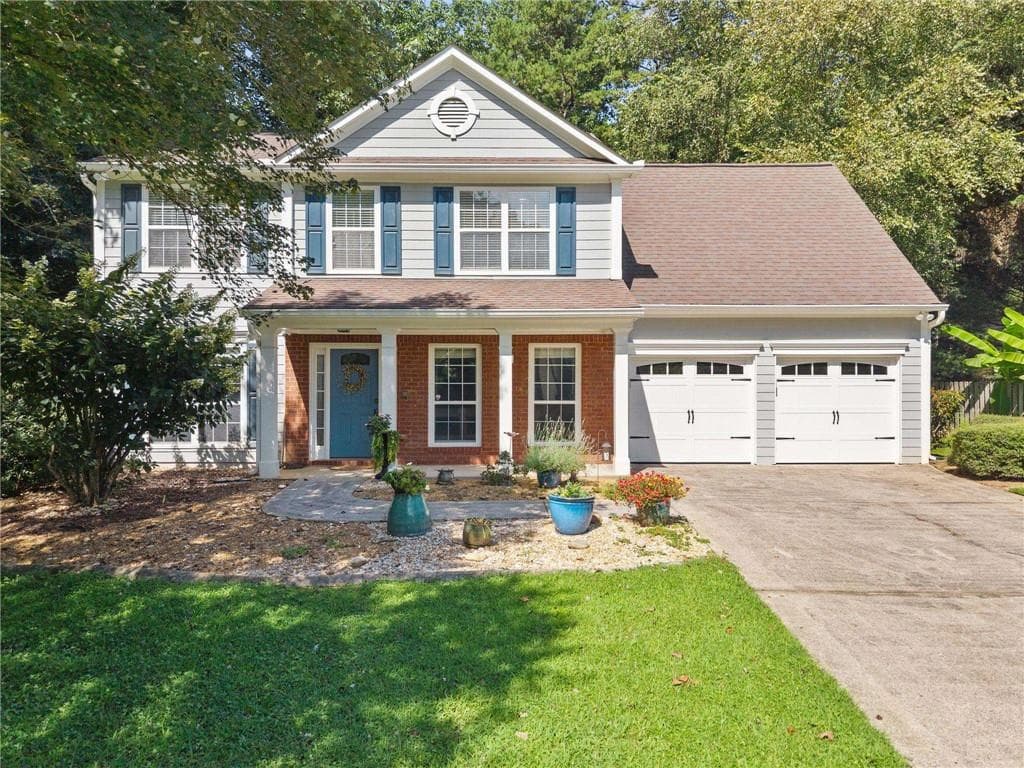 3 bedroom, 3 bathroom, 1,847 sq ft single family residence for sale at 5620 Millstone, Cumming, GA 30525 — photo 1 of 54