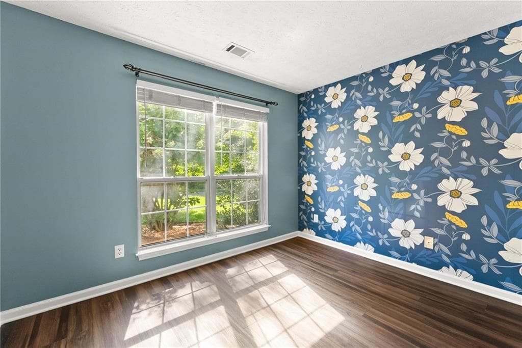 3 bedroom, 3 bathroom, 1,847 sq ft single family residence for sale at 5620 Millstone, Cumming, GA 30525 — photo 7