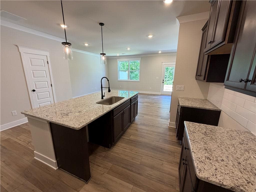 3 bedroom, 3 bathroom, 1,850 sq ft townhouse for sale at 4186 Millstone Park Lane, Gainesville, GA 30504 — photo 5