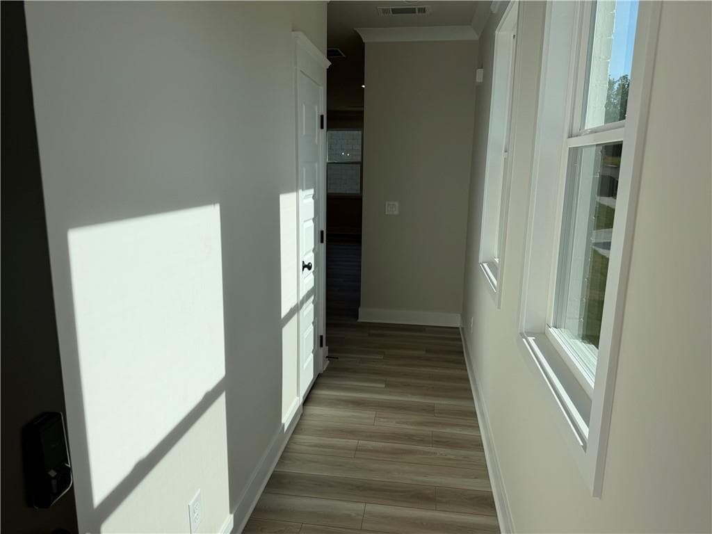 3 bedroom, 3 bathroom, 1,850 sq ft townhouse for sale at 4182 Millstone Park Lane, Gainesville, GA 30504 — photo 6