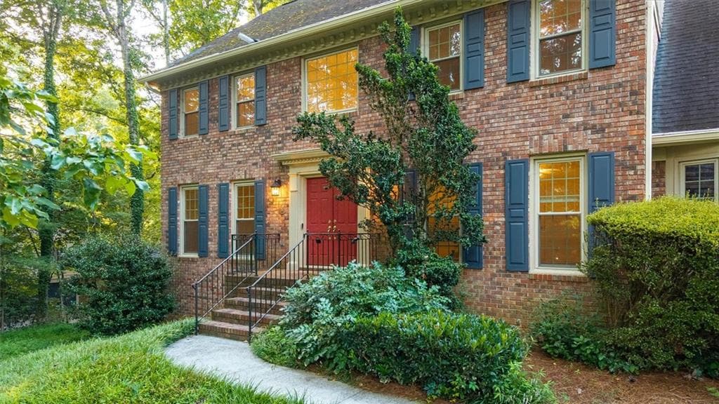5 bedroom, 5 bathroom, 5,314 sq ft single family residence for sale at 6088 Mill Stone Run, Tucker, GA 30087 — photo 3
