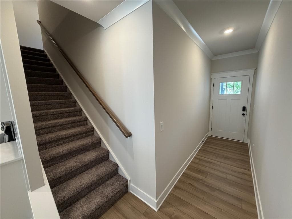 3 bedroom, 3 bathroom, 1,858 sq ft townhouse for sale at 4230 Oak View Lane, Gainesville, GA 30504 — photo 7