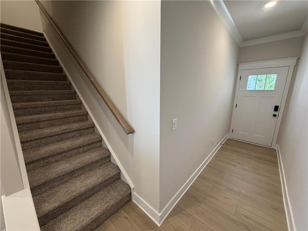 3 bedroom, 3 bathroom, 1,853 sq ft townhouse for sale at 4222 Oak View Lane, Gainesville, GA 30504 — photo 6