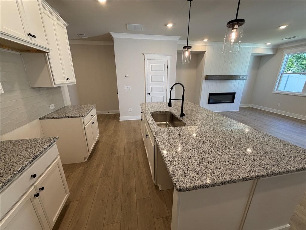 3 bedroom, 3 bathroom, 1,853 sq ft townhouse for sale at 4222 Oak View Lane, Gainesville, GA 30504 — photo 10