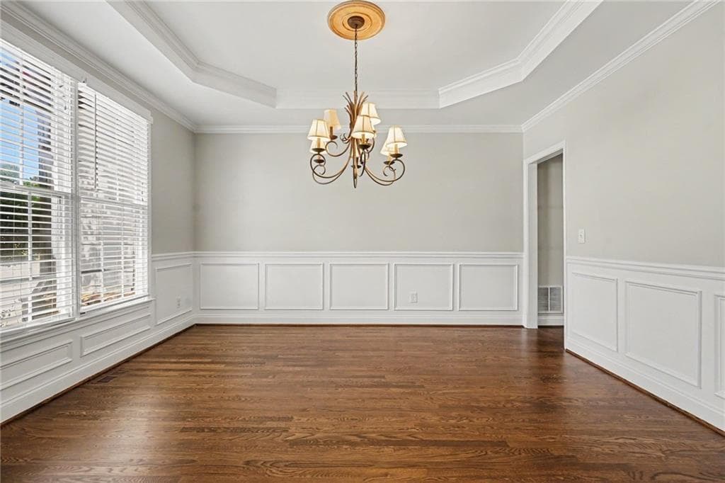5 bedroom, 5 bathroom, 4,235 sq ft single family residence for sale at 2695 Daniel Park Run, Dacula, GA 30019 — photo 6