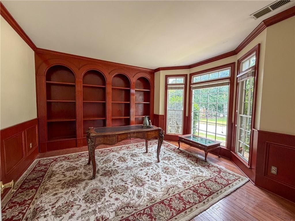 5 bedroom, 3 bathroom, 3,497 sq ft single family residence under contract at 11295 Vedrines Drive, Johns Creek, GA 30022 — photo 6