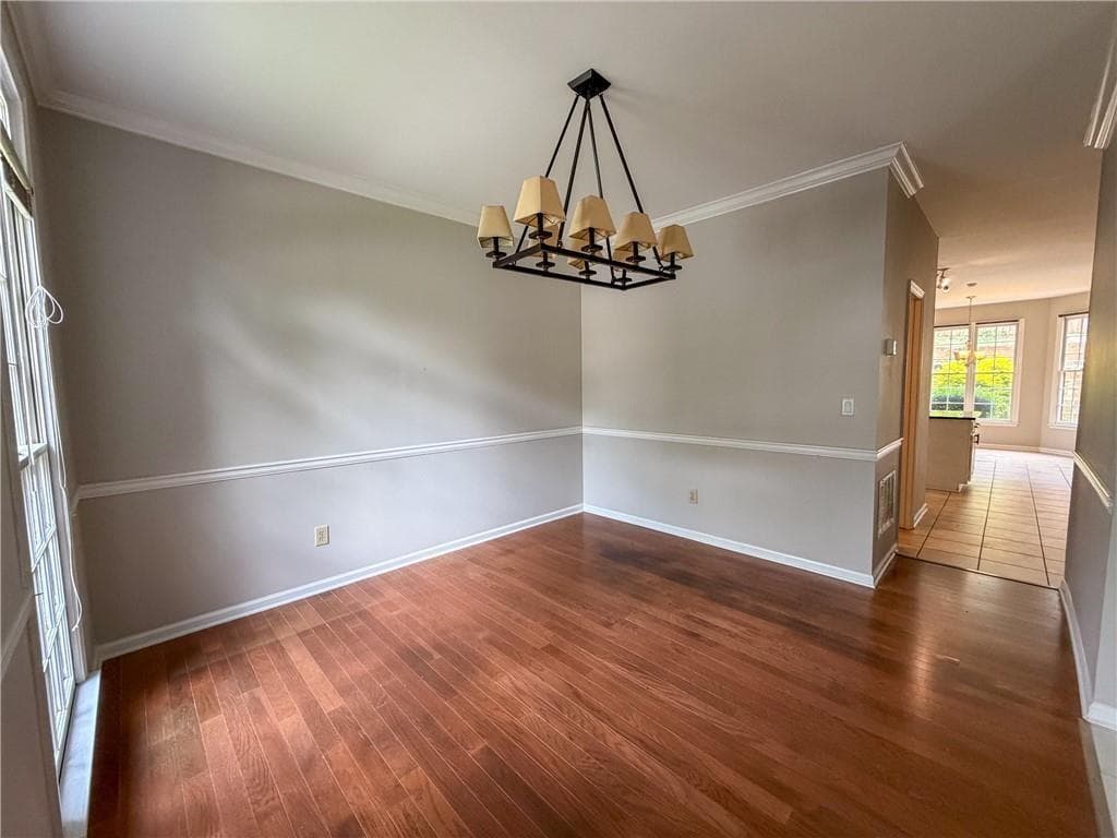 5 bedroom, 3 bathroom, 3,497 sq ft single family residence under contract at 11295 Vedrines Drive, Johns Creek, GA 30022 — photo 8