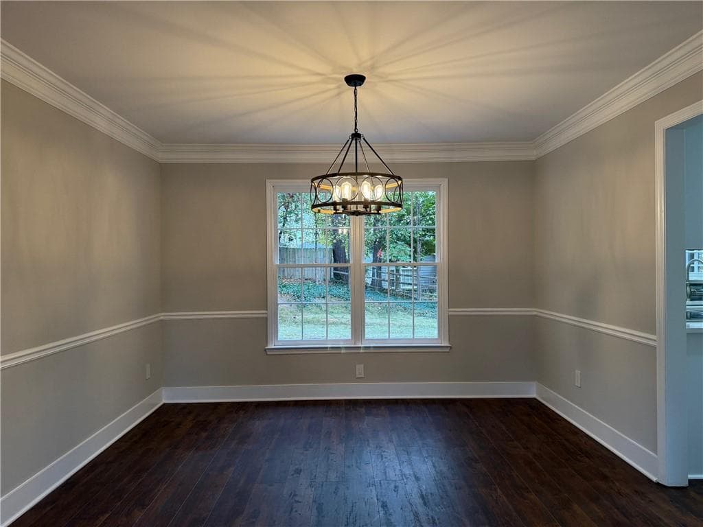 4 bedroom, 3 bathroom, 2,132 sq ft single family residence for sale at 5325 Hillgate Crossing, Alpharetta, GA 30005 — photo 7