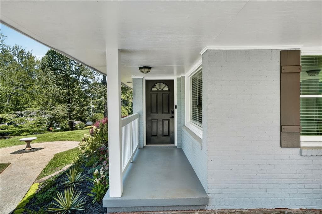 3 bedroom, 3 bathroom, 1,409 sq ft single family residence for sale at 1988 Mark Trail, Decatur, GA 30032 — photo 6